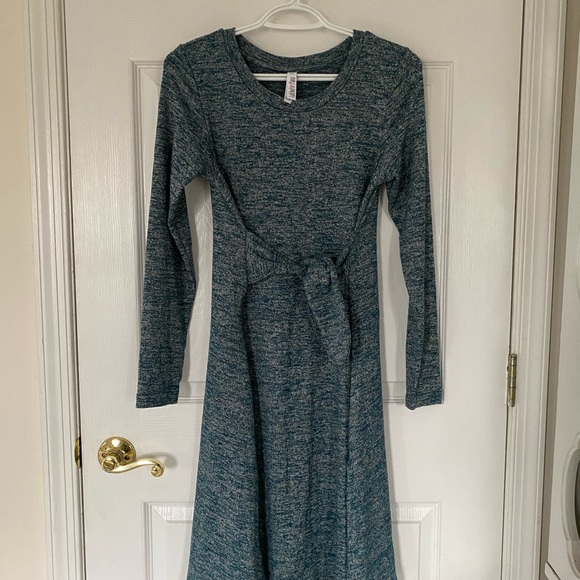 Latched Mama Dresses & Skirts - Latched Mama Sweater Nursing Dress XS